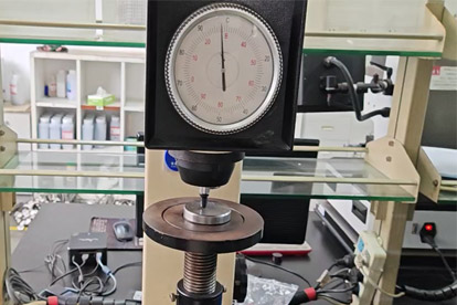 Тест на твердость-HRB